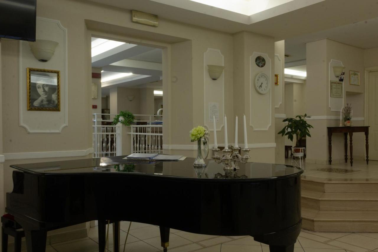 Hotel Cavallotti & Giotto Montecatini Terme Exterior photo